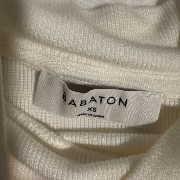 BABATON Mock Neck Ribbed Tee – XS (White) - Picture 3 of 3